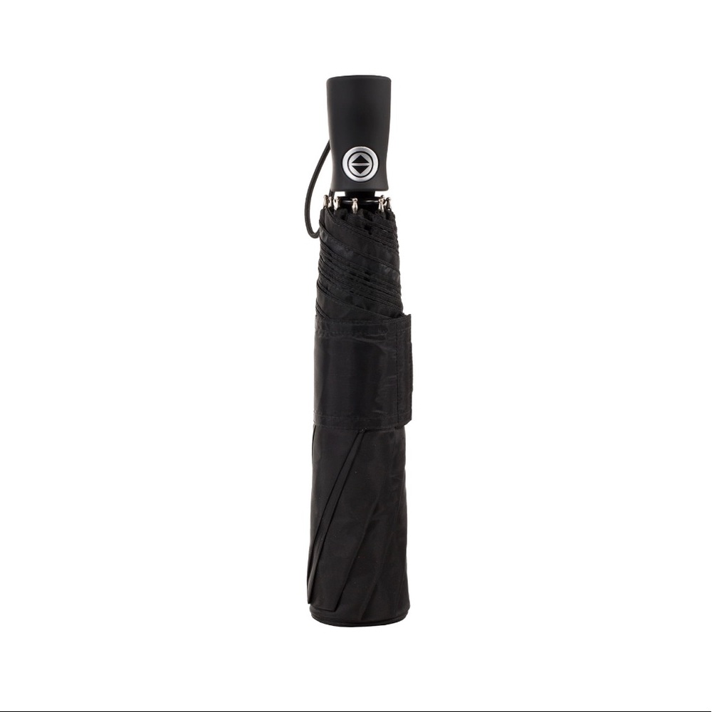 NWT Totes Umbrella 55” Coverage